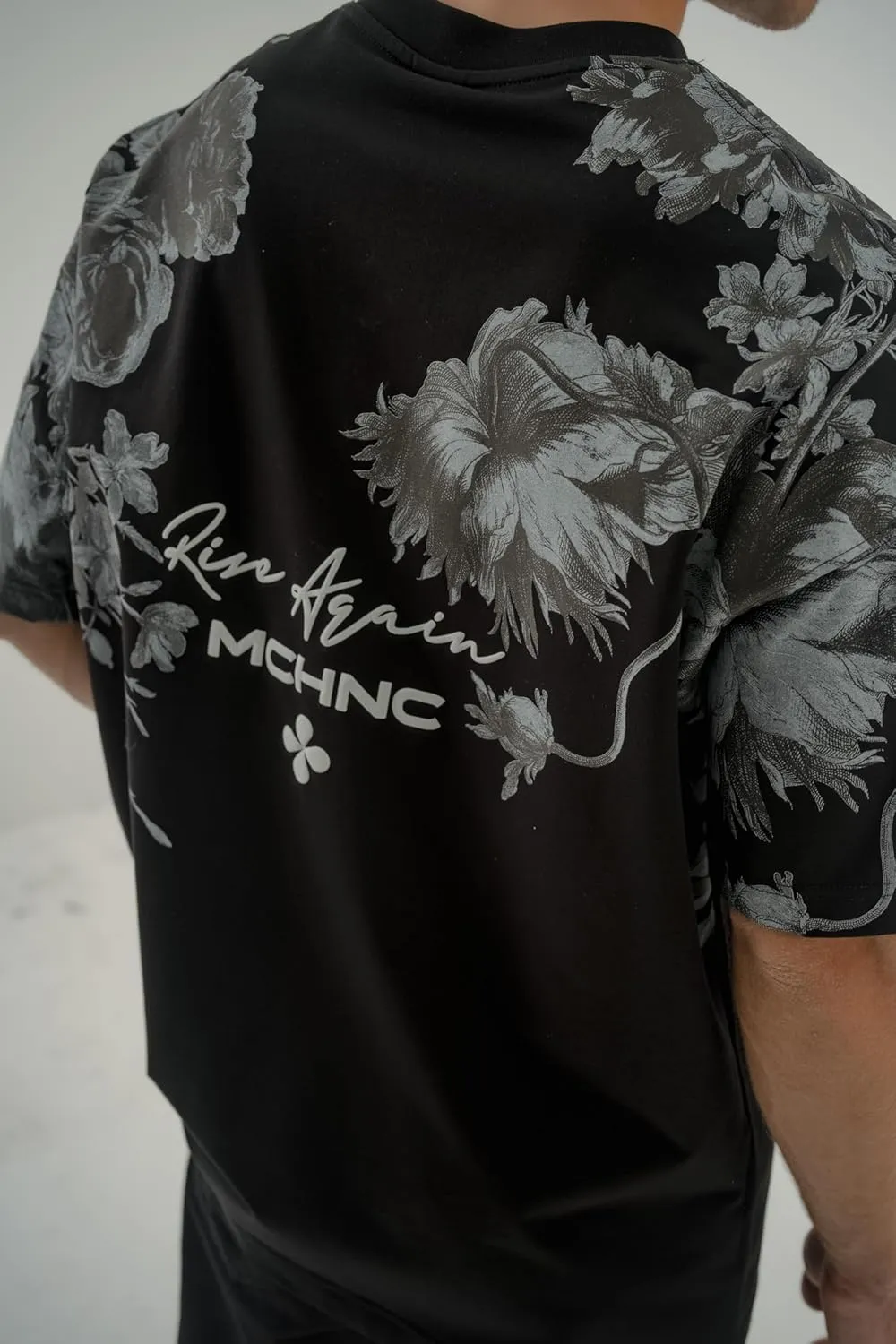 Men's Oversized T-Shirts Heavyweight Cotton Tee Crew Neck Short Sleeve T Shirts Loose Fit Basic Essential Soft Classic Tees