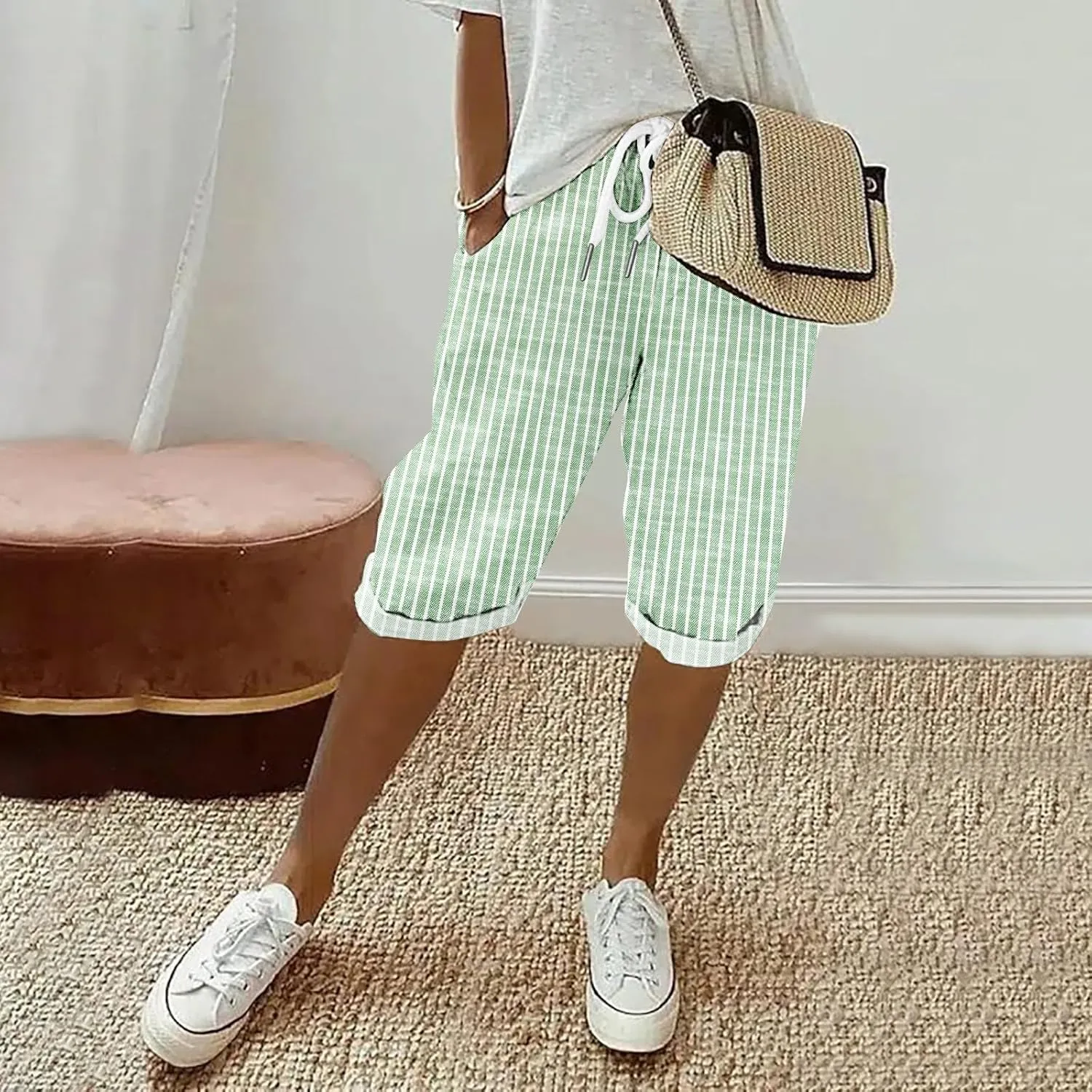 Women Linen Capri Pants Summer Drawstring Elastic Waisted Drawstring Shorts Ladies Casual Beach Pant with Pockets